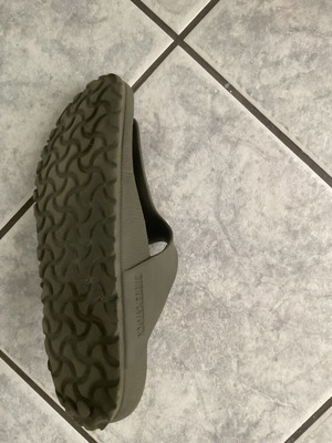 Birkenstock slippers size 39
