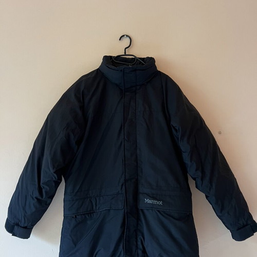 Marmot men's jacket like new with goose down filling and multiple pockets