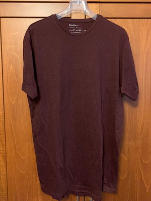 Bershka T-shirt like new, size M, brown and red
