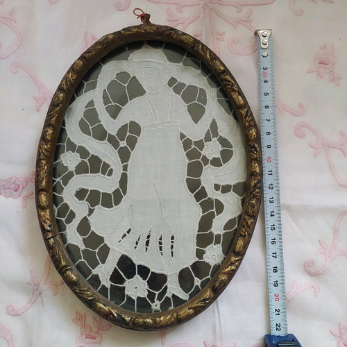 Vintage cutwork embroidery in frame like new