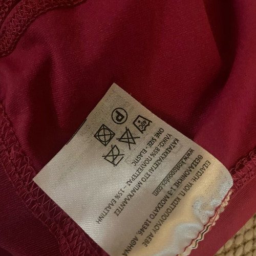 Fuchsia sports bra like new, size S/M