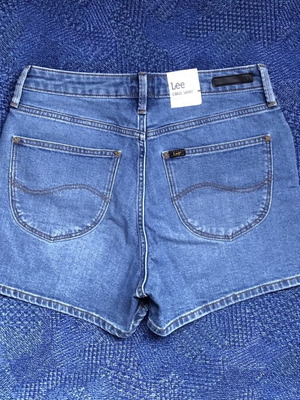 Lee Carol Denim Mid Short New Women's Size 28 Blue