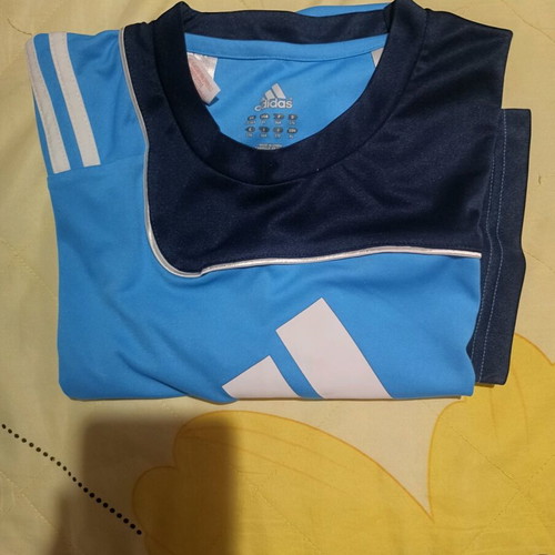 Adidas T Shirt like new, turquoise, size M