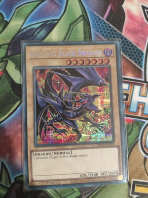 Red-Eyes Black Dragon Yu-Gi-Oh! card Secret Rare MP24 like new