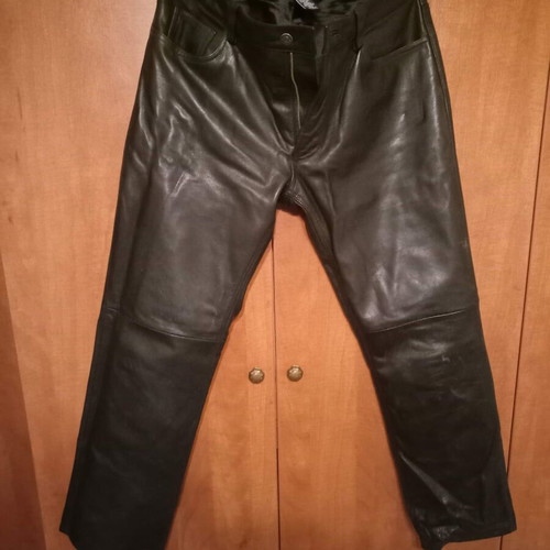 GAP leather pants used size 34/30 black with defect