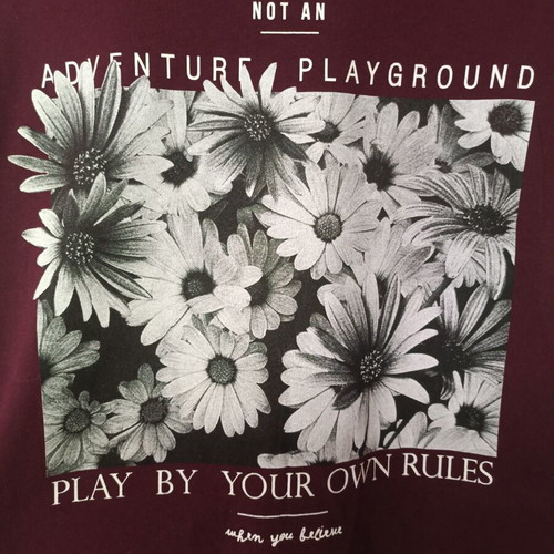 Bershka short sleeve shirt used, burgundy with grey daisies, size S