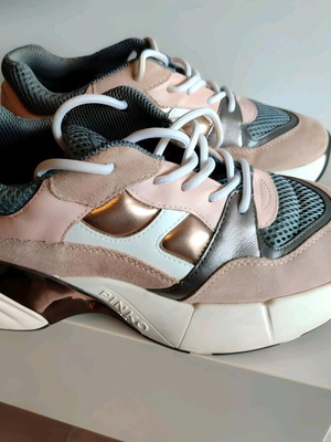 Pinko Ruby 3 Sneakers like new, size 36