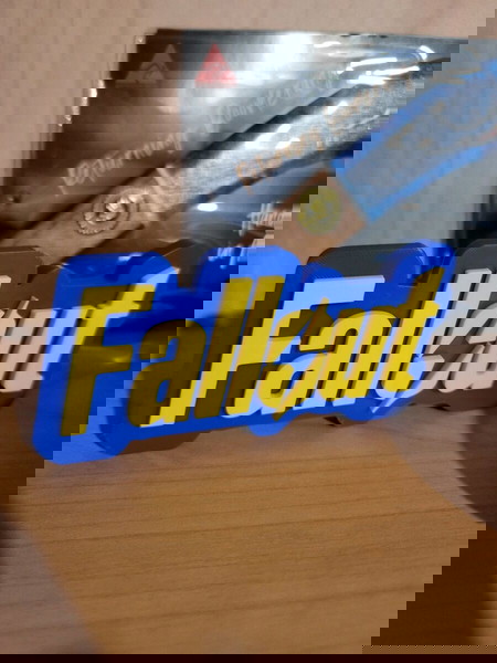 Fallout видео игра, декоративен знак.