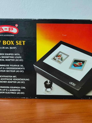 Agfa Light Box 15x25cm new with magnifying loupe