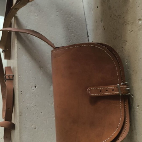 Leather shoulder bag, unused