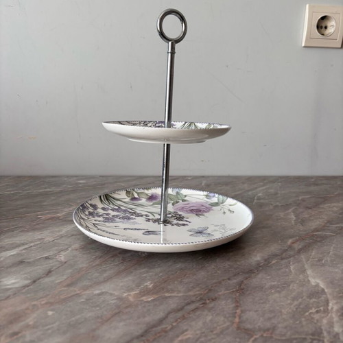 Cupcake stand new