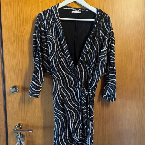 Zara dress used with glitter black size M