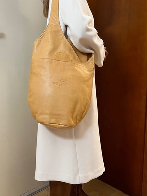 Horse Power leather shoulder bag like new, yellow