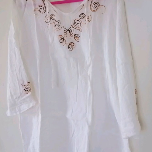 White lightweight spring blouse with 3/4 sleeve like new, size XL