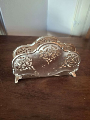 Vintage napkin holder with pierced scrollwork design like new