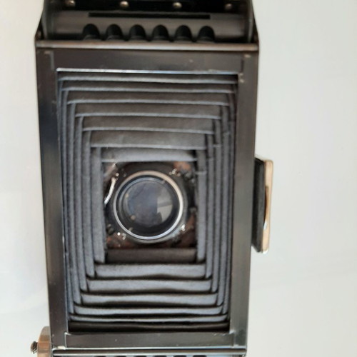 Vintage camera Voigtlander 1:6.3 from 1900s used with leather case