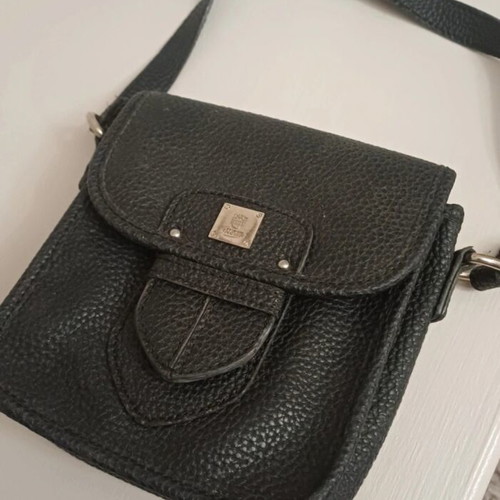 KEM black crossbody bag like new
