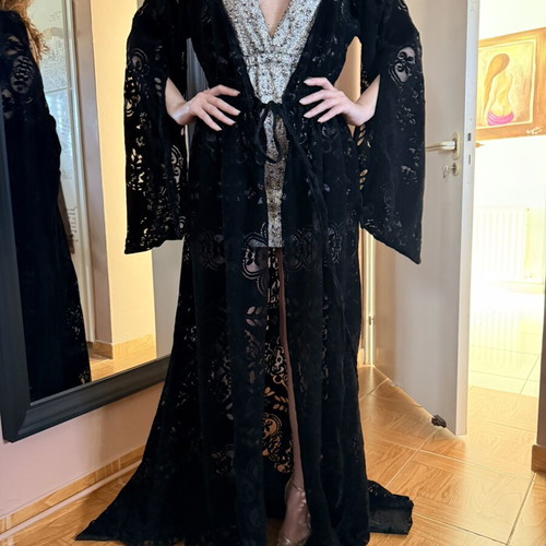 Nidodileda limited edition wrap dress set like new, black and gold