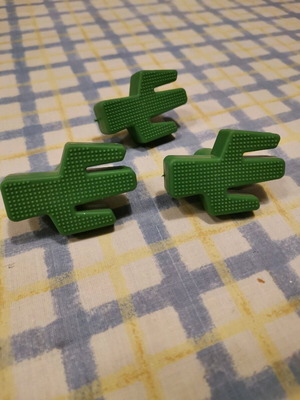 Cactus door knobs green matte plastic like new