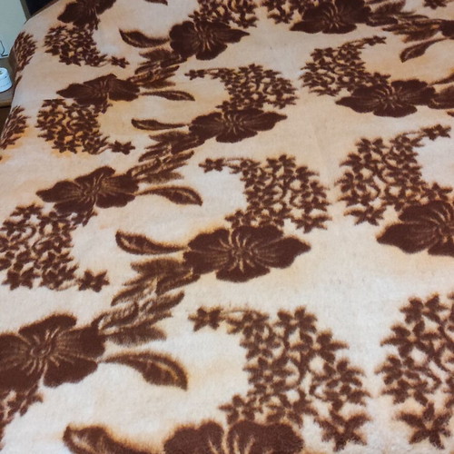 Wool blanket double-sided brown with white flowers, like new, 220x195 cm