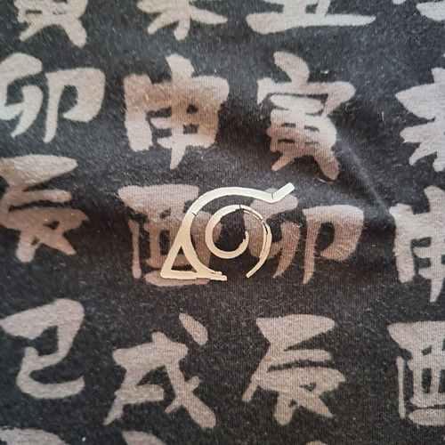 Bershka x Naruto Unisex T-shirt with Sasuke Graphic Print like new