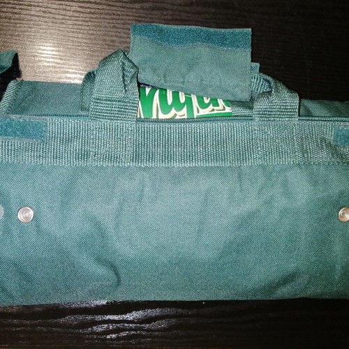 Shopping trolley bag like new, green with Mythos logo