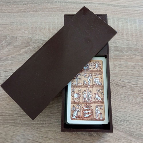 Vintage Taro Tarocco Indovino Dal Negro card deck used, 80 cards