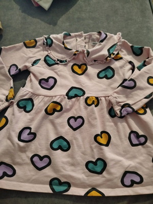 Baby dress with heart patterns, like new, size 98