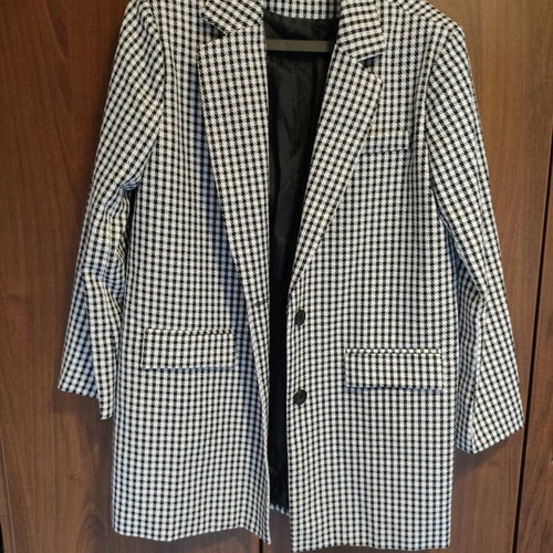 Women's checked black and white jacket M like new Nastygal
