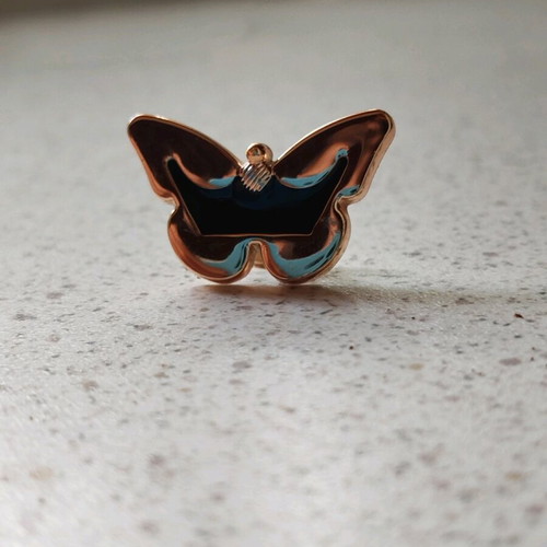 Crocs Charm Golden Butterfly like new