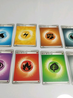Σετ 8 Κάρτες Basic Energy Pokémon TCG καινούργιο, πλήρες πακέτο
