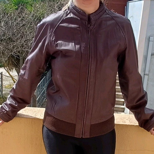Leather jacket women's brown like new