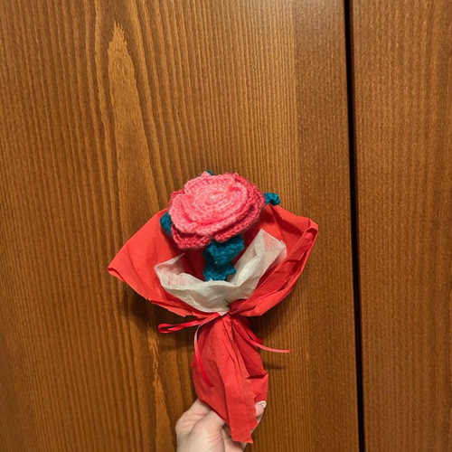 Knitted rose new