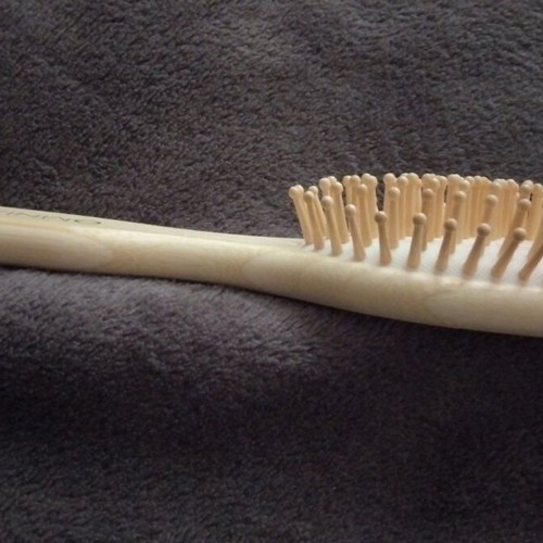 Wood hair brush new, bamboo