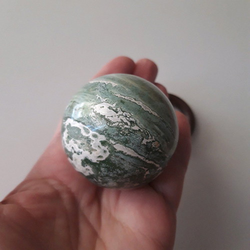 Sardonyx semi-precious sphere like new
