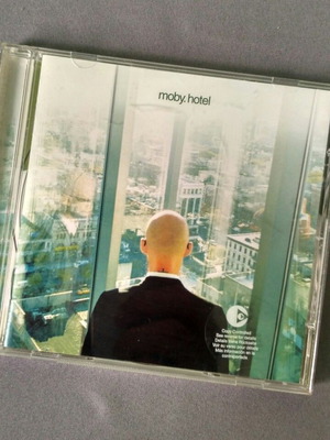 CD Moby Hotel μεταχειρισμένο, ηλεκτρονική μουσική