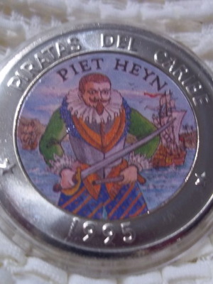 Colored Cuba 1 peso coin 1995 Pirates of the Caribbean theme new
