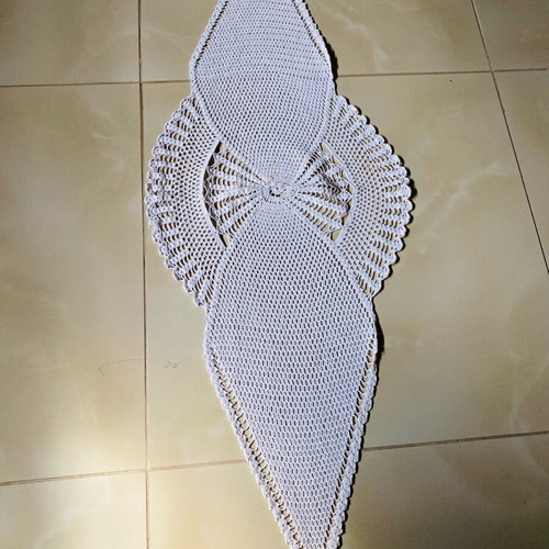 Handmade crocheted table runner with cotton thread like new