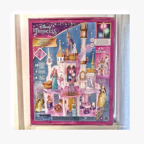 Disney Princess Ultimate Celebration Castle new dollhouse