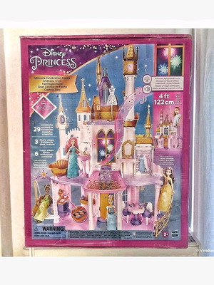 Disney Princess Ultimate Celebration Castle new dollhouse