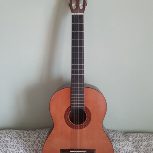 Yamaha guitar used with dent