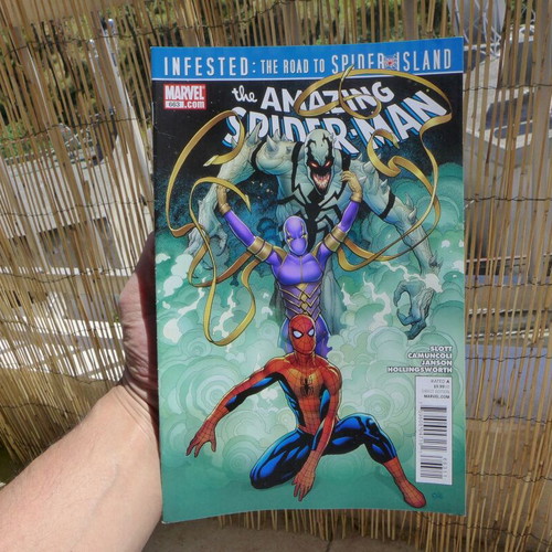 Amazing Spider-Man Infested: The Road To Spider Island comic set like new