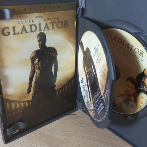 Gladiator DVD like new with Greek subtitles