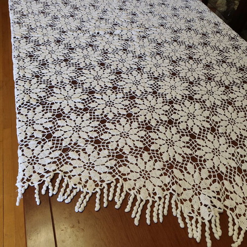 Handmade round tablecloth 185 cm like new