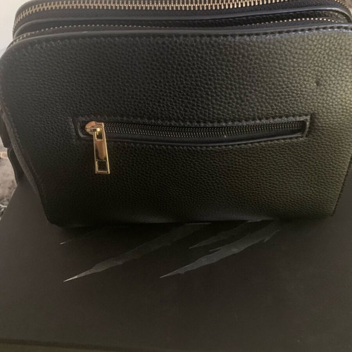 Women's shoulder bag black like new