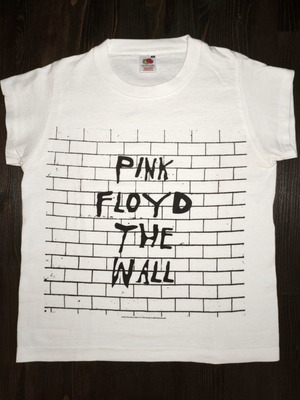 Pink Floyd The Wall t-shirt like new, Fruit of the Loom, size S