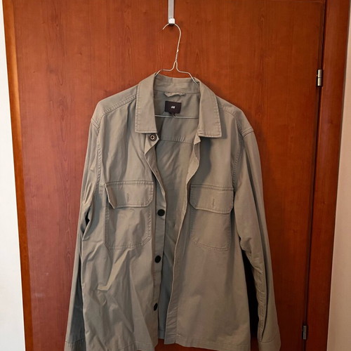 Over shirt H&M like new, gray and beige, size L