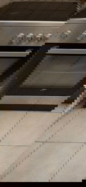 Φούρνος κουζίνα beko ελαφρώς μεταχυρισμενος 3πλο τζάμι!!