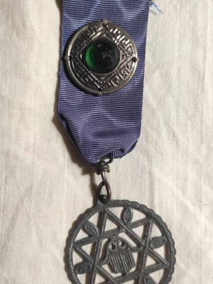 11 Masonic medals