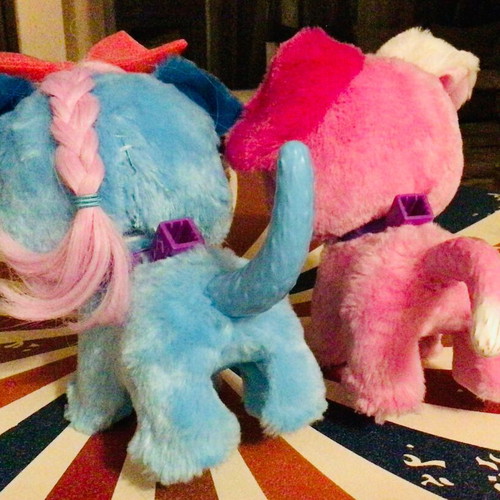 Fur real puppies used, set of 2
